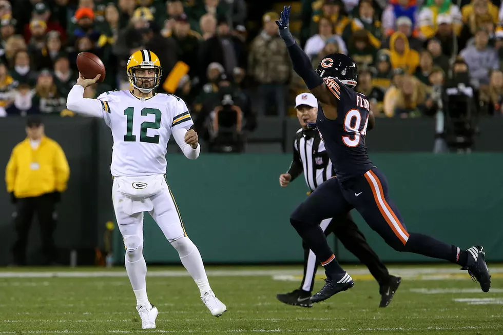 2nd Half Surge Lifts Packers Past Bears, 26-10